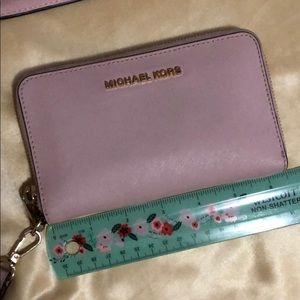 Additional Photos for Michael Kors Listing